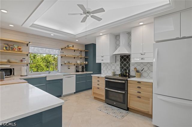 485 Peachtree RD, Sanibel, FL 33957