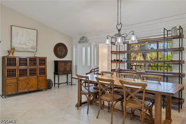 485 Peachtree RD, Sanibel, FL 33957