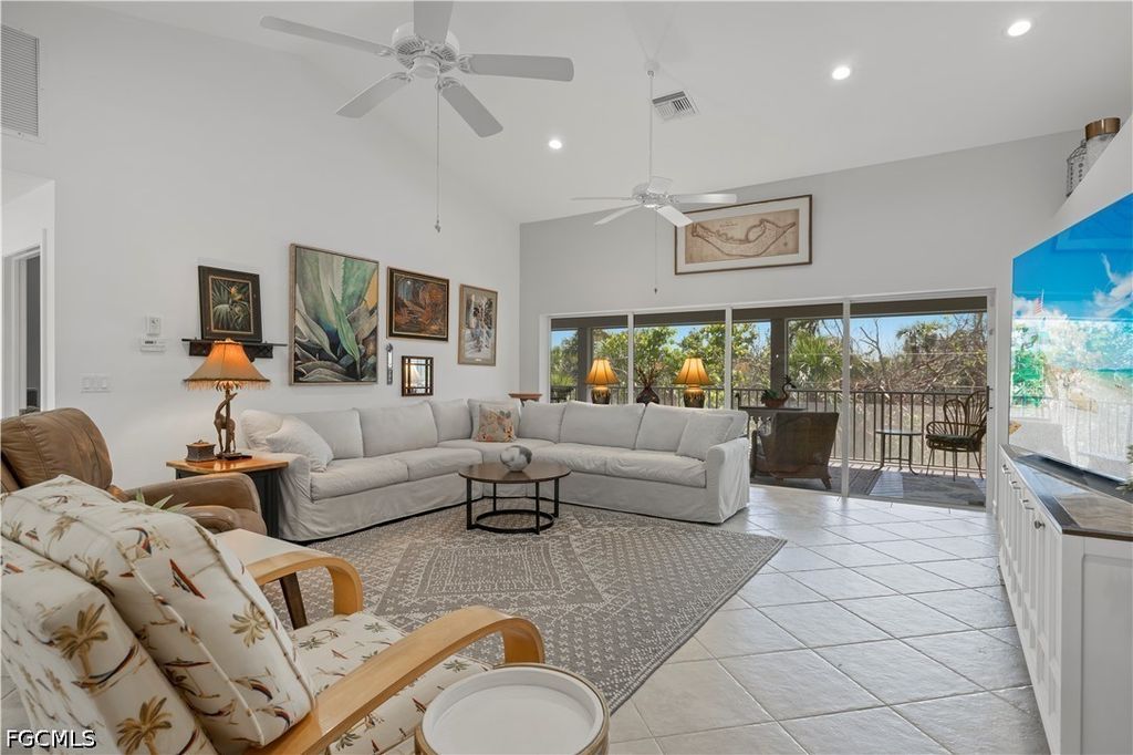 485 Peachtree RD, Sanibel, FL 33957