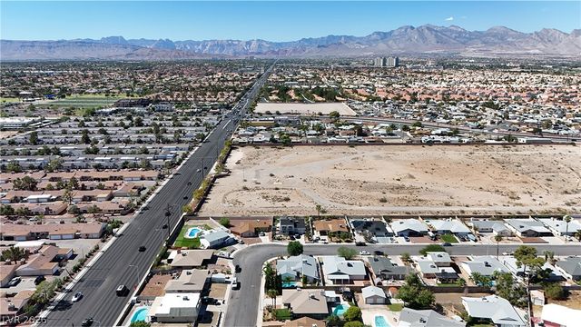 7224 William Anders Avenue, Las Vegas, NV 89145