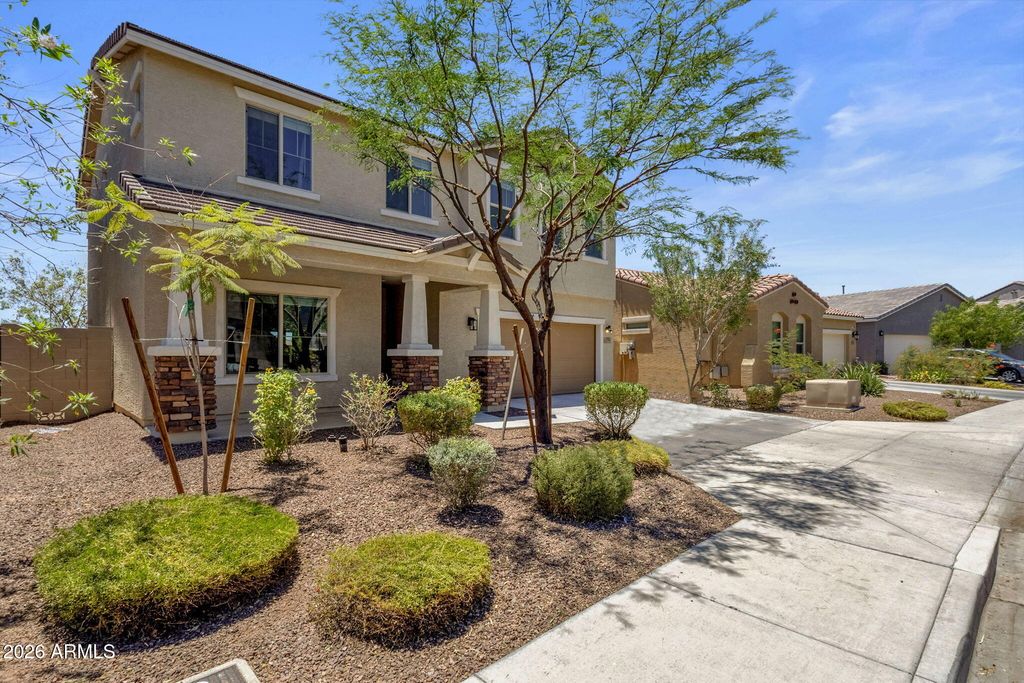 Image 1 of property listing at 21171 W HOLLY Street, Buckeye, AZ 85396