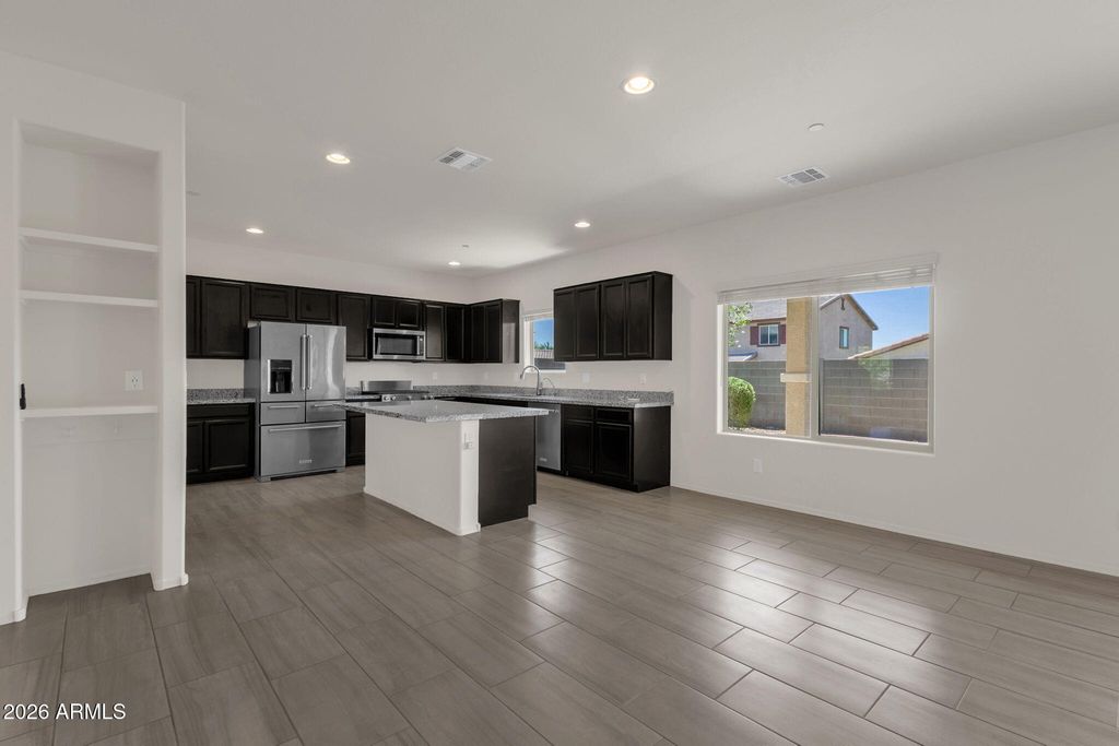 Image 17 of property listing at 21171 W HOLLY Street, Buckeye, AZ 85396