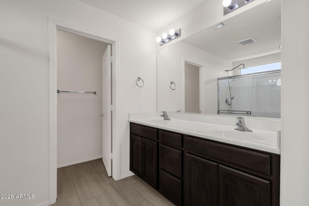 Image 29 of property listing at 21171 W HOLLY Street, Buckeye, AZ 85396