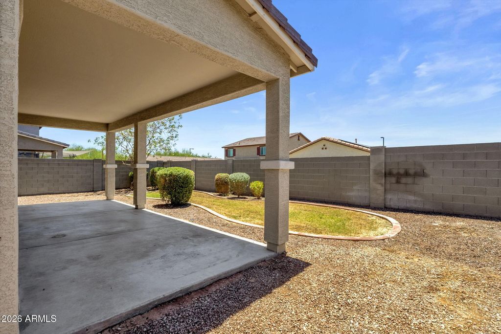 Image 40 of property listing at 21171 W HOLLY Street, Buckeye, AZ 85396