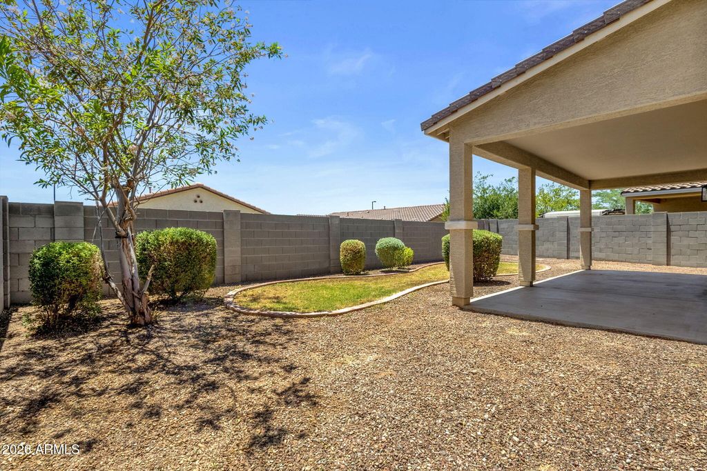 Image 44 of property listing at 21171 W HOLLY Street, Buckeye, AZ 85396