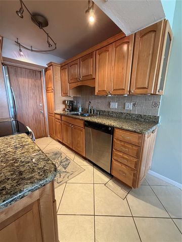 3806 GULF OF MEXICO DRIVE C211, Longboat Key, FL 34228