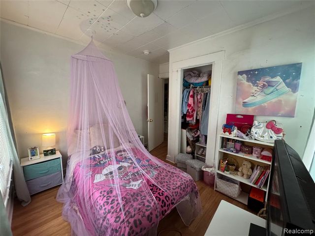 33 Earlmoor Boulevard, Pontiac, MI 48341