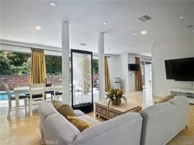 5353 Shirley, Tarzana, CA 91356