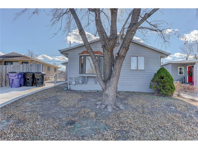 3174 W Center Ave, Denver, CO 80219