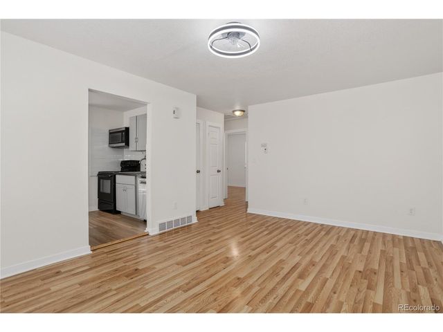 3174 W Center Ave, Denver, CO 80219