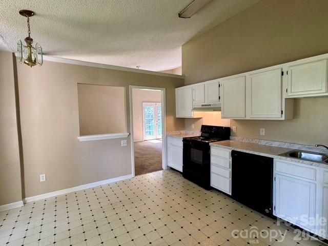 8029 Glencannon Drive, Charlotte, NC 28227