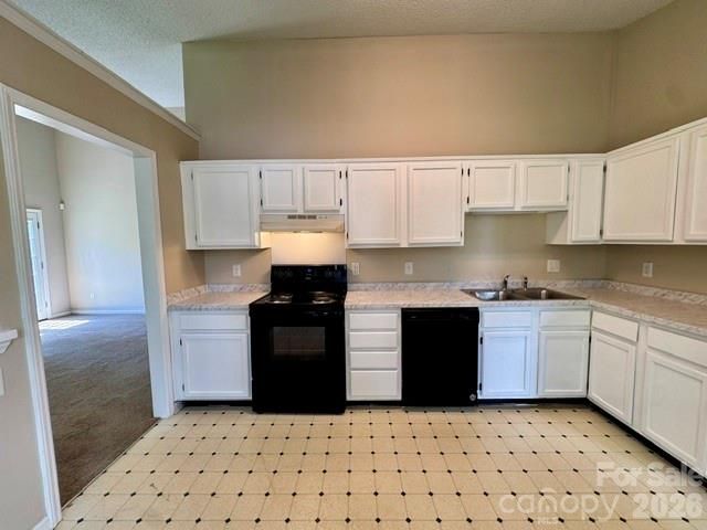 8029 Glencannon Drive, Charlotte, NC 28227