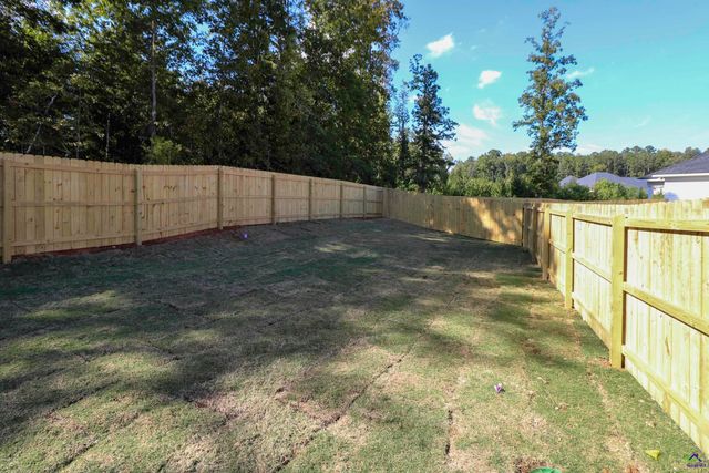 115 Sutter Butte Place, Bonaire, GA 31005