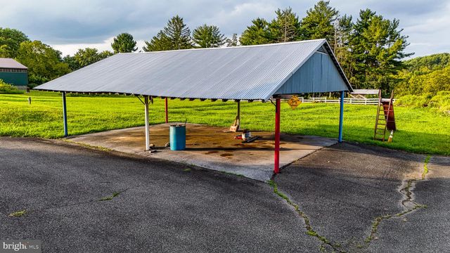 725 EVANS RD, Pottstown, PA 19464