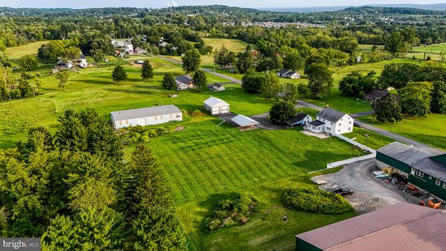 725 EVANS RD, Pottstown, PA 19464