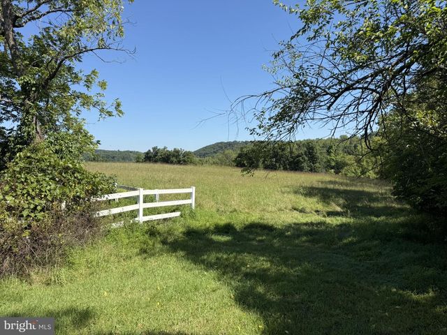 725 EVANS RD, Pottstown, PA 19464