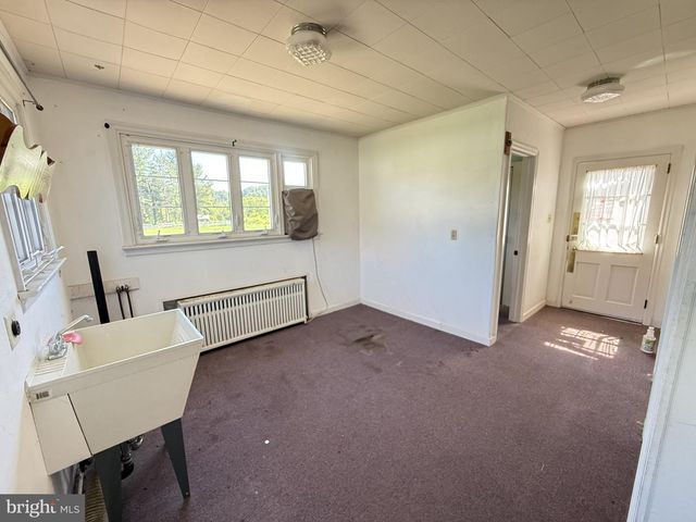 725 EVANS RD, Pottstown, PA 19464