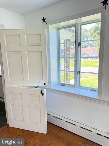 725 EVANS RD, Pottstown, PA 19464