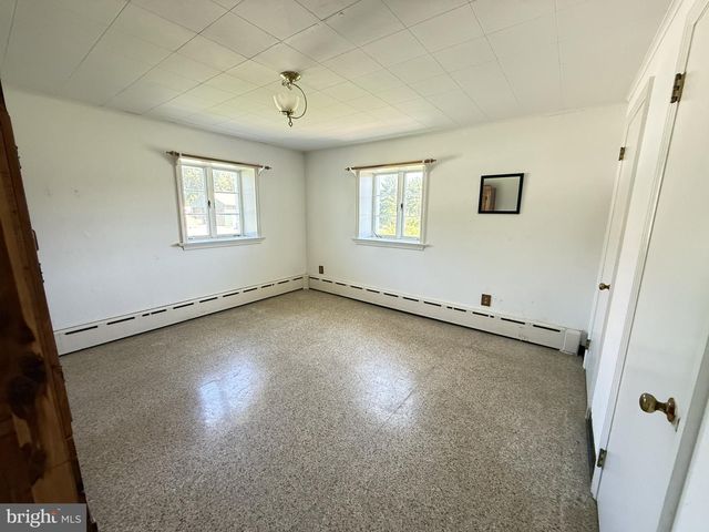 725 EVANS RD, Pottstown, PA 19464