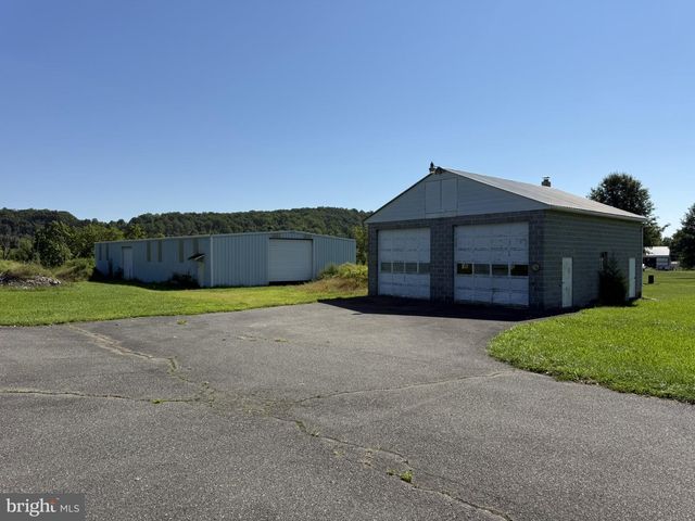 725 EVANS RD, Pottstown, PA 19464