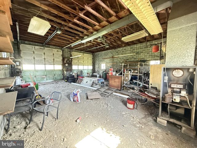 725 EVANS RD, Pottstown, PA 19464