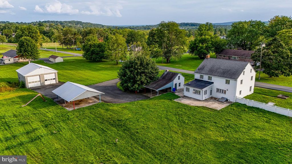 725 EVANS RD, Pottstown, PA 19464