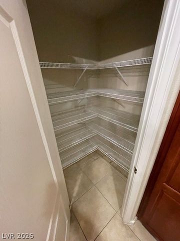 7037 Hunts Corner Street, Las Vegas, NV 89166