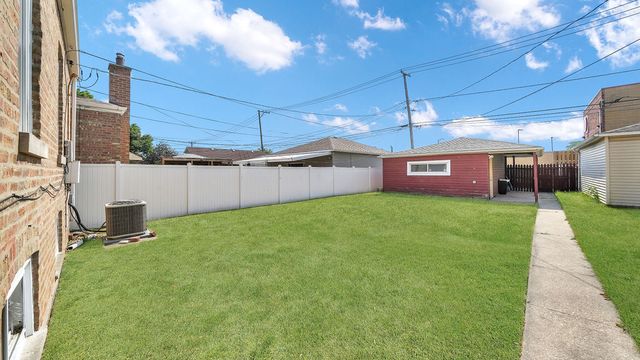 5542 S Neva Avenue, Chicago, IL 60638