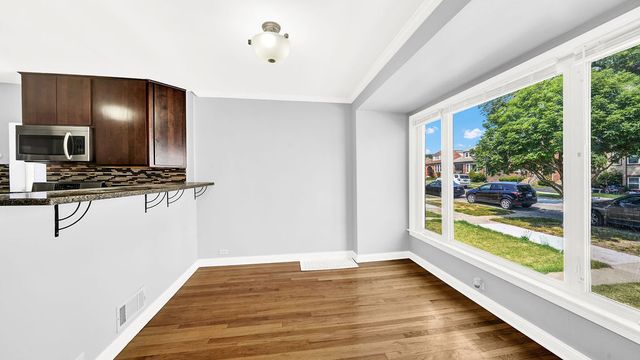 5542 S Neva Avenue, Chicago, IL 60638