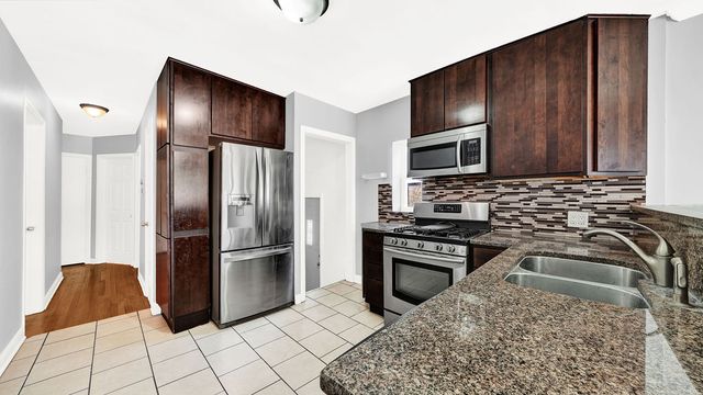 5542 S Neva Avenue, Chicago, IL 60638