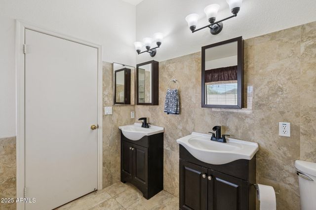 20448 N 36TH Drive, Glendale, AZ 85308