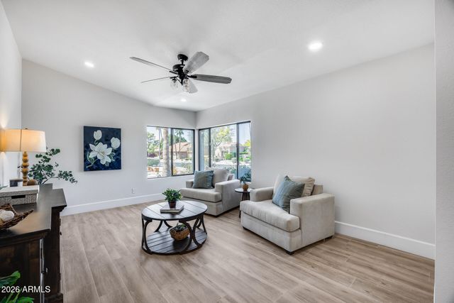 9811 E sutton Drive, Scottsdale, AZ 85260