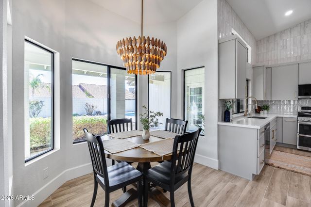 9811 E sutton Drive, Scottsdale, AZ 85260