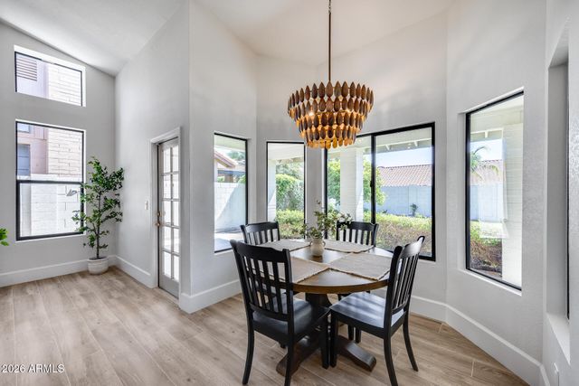 9811 E sutton Drive, Scottsdale, AZ 85260