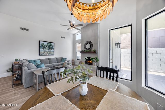 9811 E sutton Drive, Scottsdale, AZ 85260