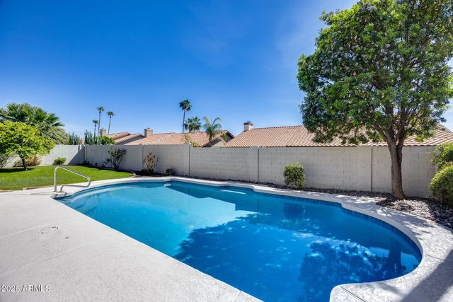 9811 E sutton Drive, Scottsdale, AZ 85260