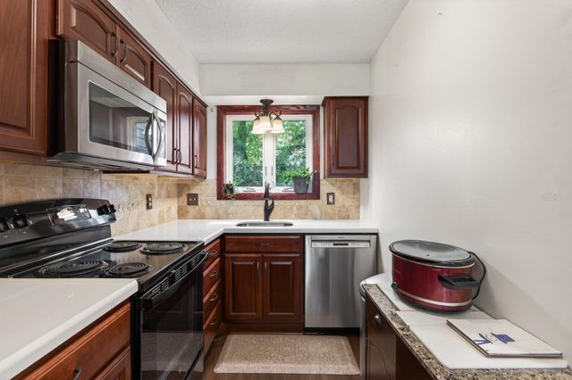 357 Belvidere Street E 357A, Saint Paul, MN 55107