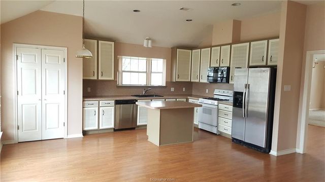 2609 Brookway Court, College Station, TX 77845