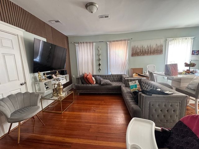 72 Wellington Hill, Boston, MA 02126