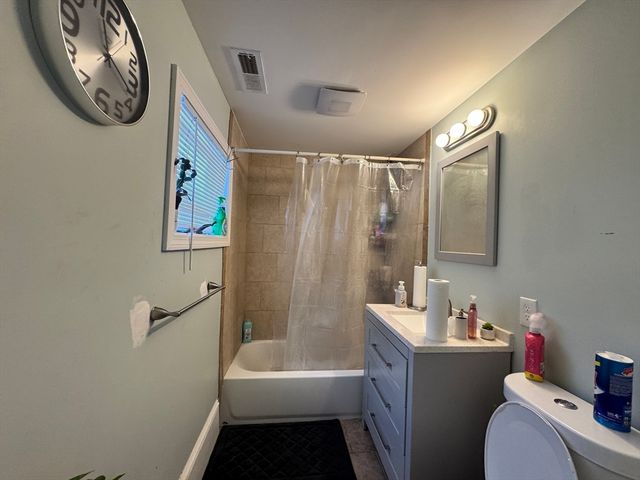 72 Wellington Hill, Boston, MA 02126