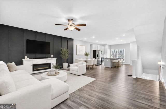 12 Silver Lane, Newnan, GA 30265