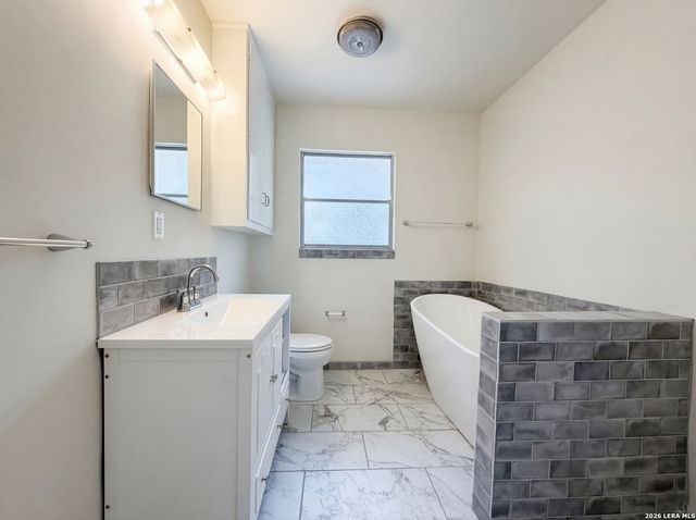 125 Scott, Universal City, TX 78148