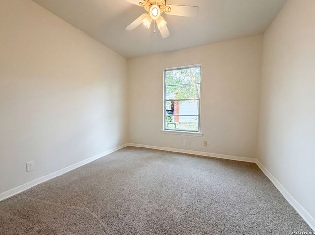 125 Scott, Universal City, TX 78148