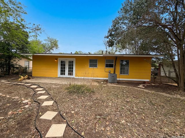 125 Scott, Universal City, TX 78148