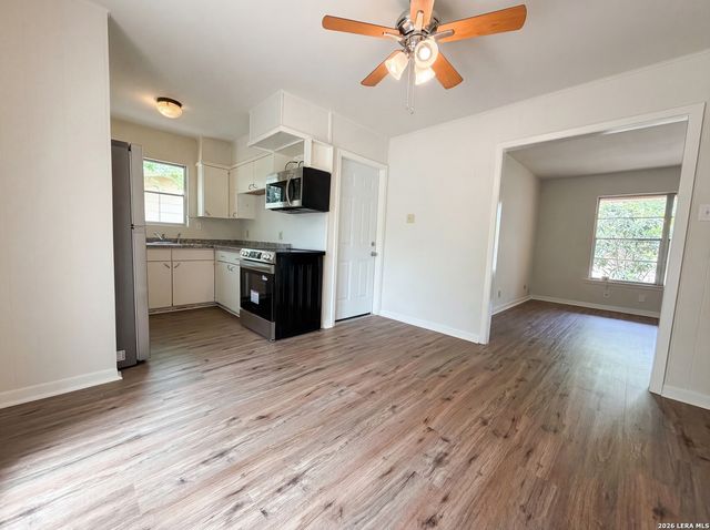 125 Scott, Universal City, TX 78148