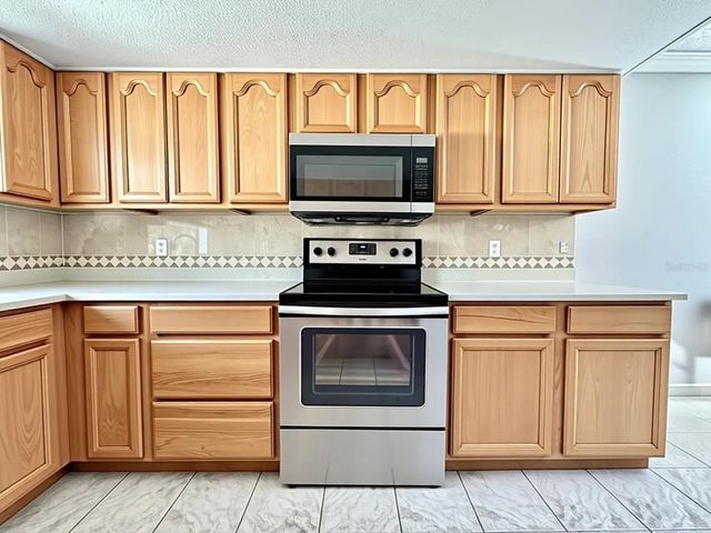 106 SUNRISE DRIVE, Palm Harbor, FL 34683