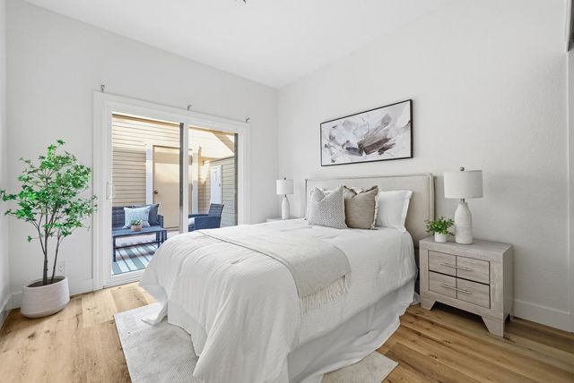 939 La Mesa Terrace C, Sunnyvale, CA 94086