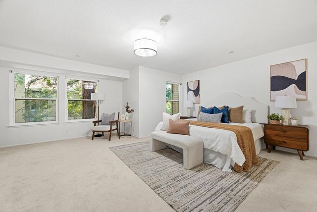 939 La Mesa Terrace C, Sunnyvale, CA 94086