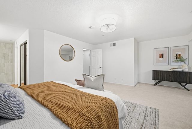 939 La Mesa Terrace C, Sunnyvale, CA 94086