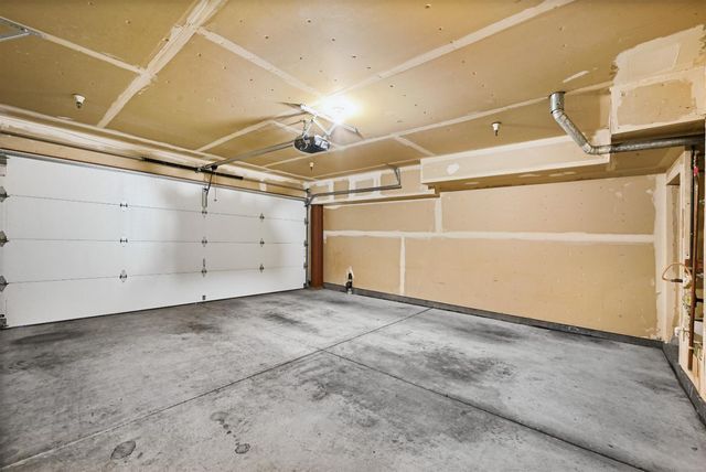 939 La Mesa Terrace C, Sunnyvale, CA 94086